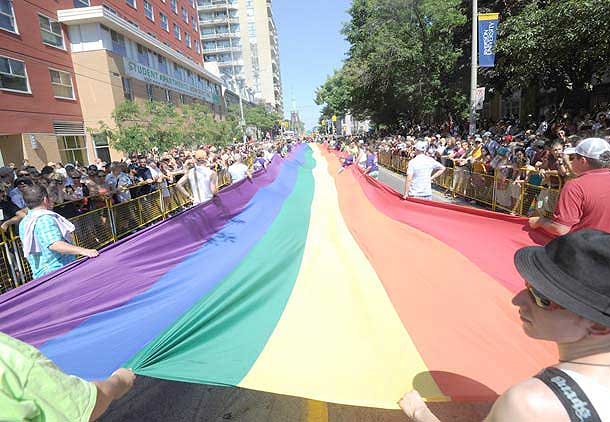 سی امین سالگرد جشنواره دگرباشان جنسی در تورنتو