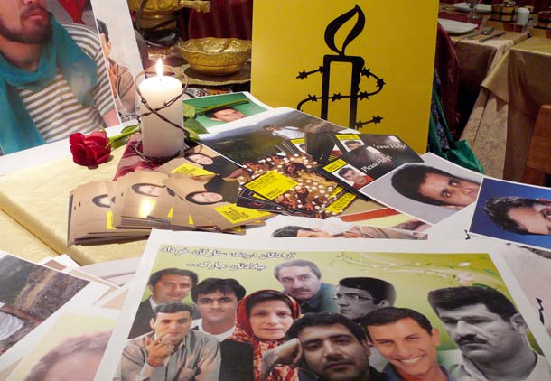 جشن تولد برای زندانیان سیاسی متولد خرداد در تورنتو