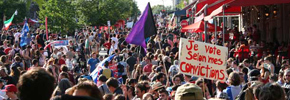 تظاهرات ۱۰۰ هزار نفری دانشجویان در مونترال