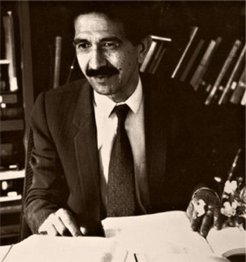 احمد تفضلی، ایران‌شناس و پژوهشگر، از قربانیان قتل های زنجیره ای در دی‌ماه ۱۳۷۵