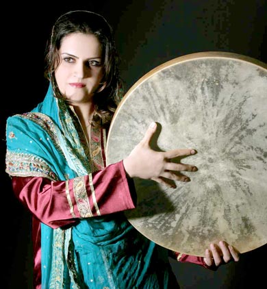 اخراج نوازنده زن کنسرت موسیقی در مشهد