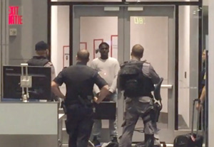 دستگیری یک جوان در فرودگاه تورنتو