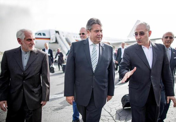 گابریل زیگمار با هیئت همراهش وارد تهران شد 