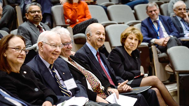 1st row: from left to right:  Dr. Rosie Goldstein (Vice-Principal, Research & International Relations, McGill University, Montreal); Dr. Henry G. Friesen (Distinguished Professor Emeritus, University of Manitoba, Winnipeg); Sir Paul Nurse; Reza Moridi; Professor Mona Nemer (Vice President Research, University of Ottawa).  2nd row from left to right:  Dr. Mario Pinto (President, National Science and Engineering Research Council -NSERC);  Dr. Duncan Stewart (President & CEO, Ottawa Hospital Research Institute); and Dr. John Floras (immediate Past-President, The Banting Research Foundation). 