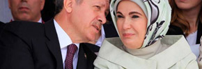 زیرابرو برداشتن و اصلاح موی بالای لب زنان ترکیه حرام اعلام شد