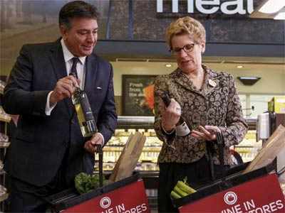 اعلام طرح تازه دولت انتاریو برای فروش شراب در فروشگاه ها