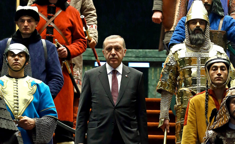 ترکیه، گامی دیگر در راه خودکامگی/جواد طالعی
