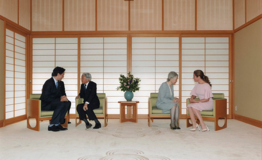 دیدار جاستین ترودو و همسرش با امپراتور و همسرش در ژاپن 