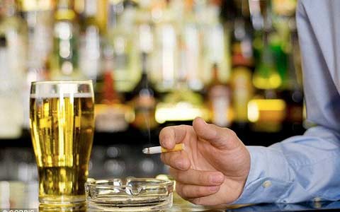 الکل و سیگار به دلیل افزایش مالیات گرانتر خواهد شد