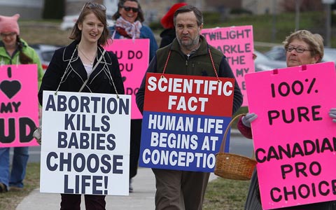 شکایت انجمن مخالف سقط جنین از دولت لیبرال