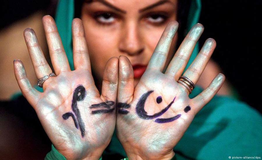 بعد از ۱۱ سال: فراخوان برای تجمع هشت مارس در ایران