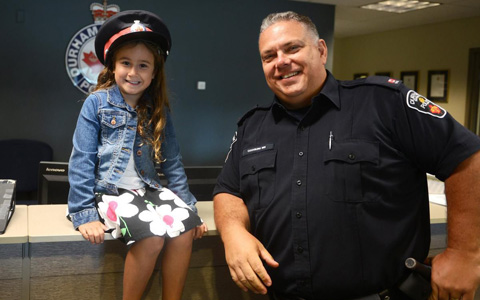 پلیس کانادایی قهرمان دختر ۶ ساله شد