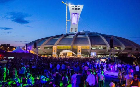 هزاران مونترالی برای شنیدن کنسرت ارکستر سمفونیک در استادیوم المپیک حضور یافتند