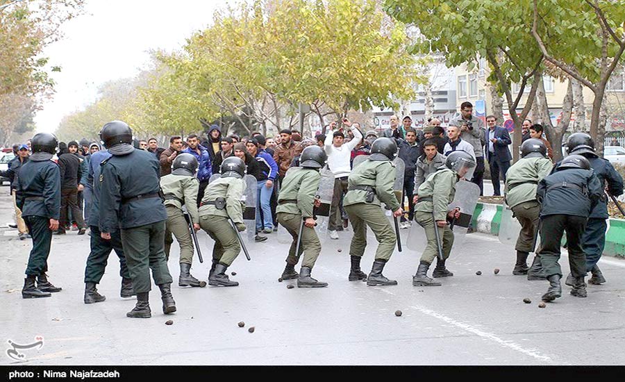 ایران، دور دوم تحریم ها و احتمال شورش گرسنگان/جواد طالعی