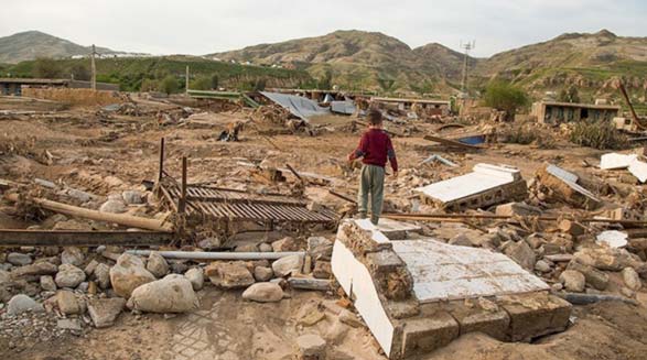 خلف وعده مقامات به سیل‌زدگان در ایران:‌ فعلا وامی برای تعمیر و ساخت خانه‌ها داده نمی شود
