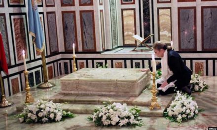 پیام شهبانو فرح پهلوی به مناسبت سی و نهمین سالگرد درگذشت محمد رضاشاه پهلوی
